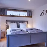 2 Bedroom Mountain View Appartamento