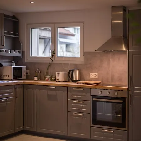 2 Bedroom Mountain View Interlaken