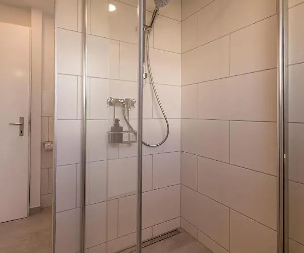 2 Bedroom Mountain View דירה *